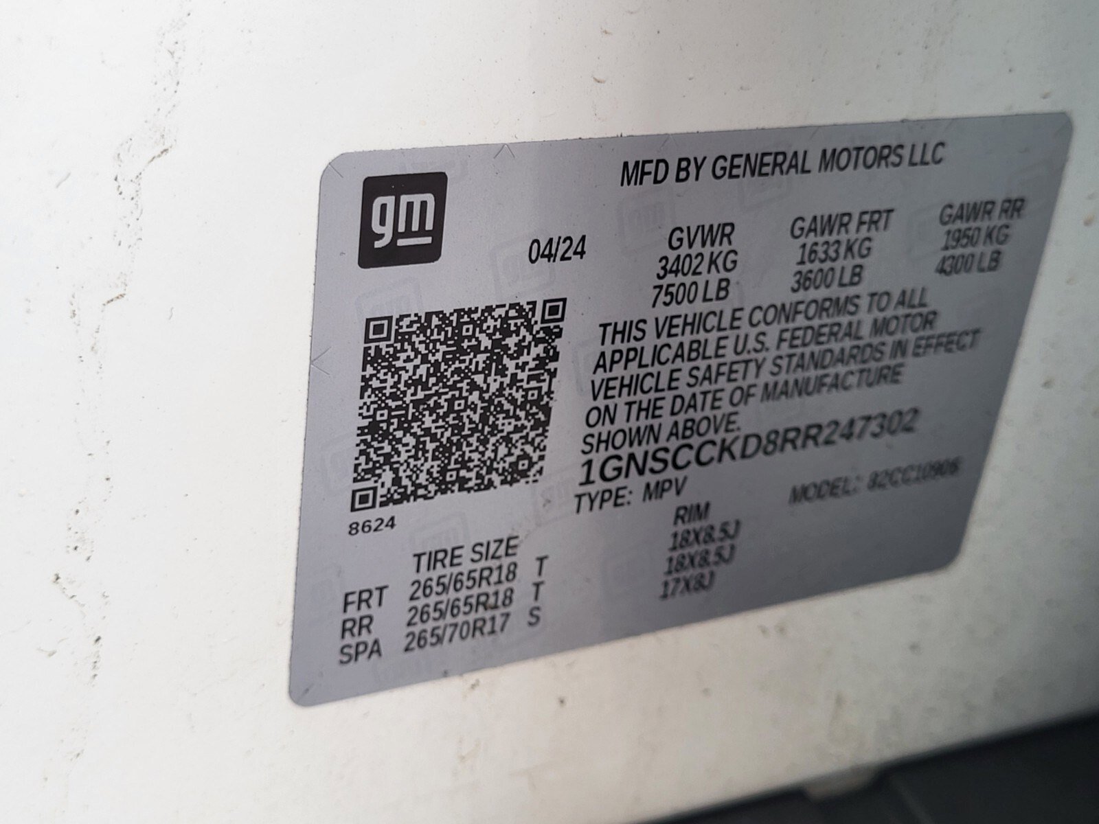 Used 2024 Chevrolet Suburban LT image 35