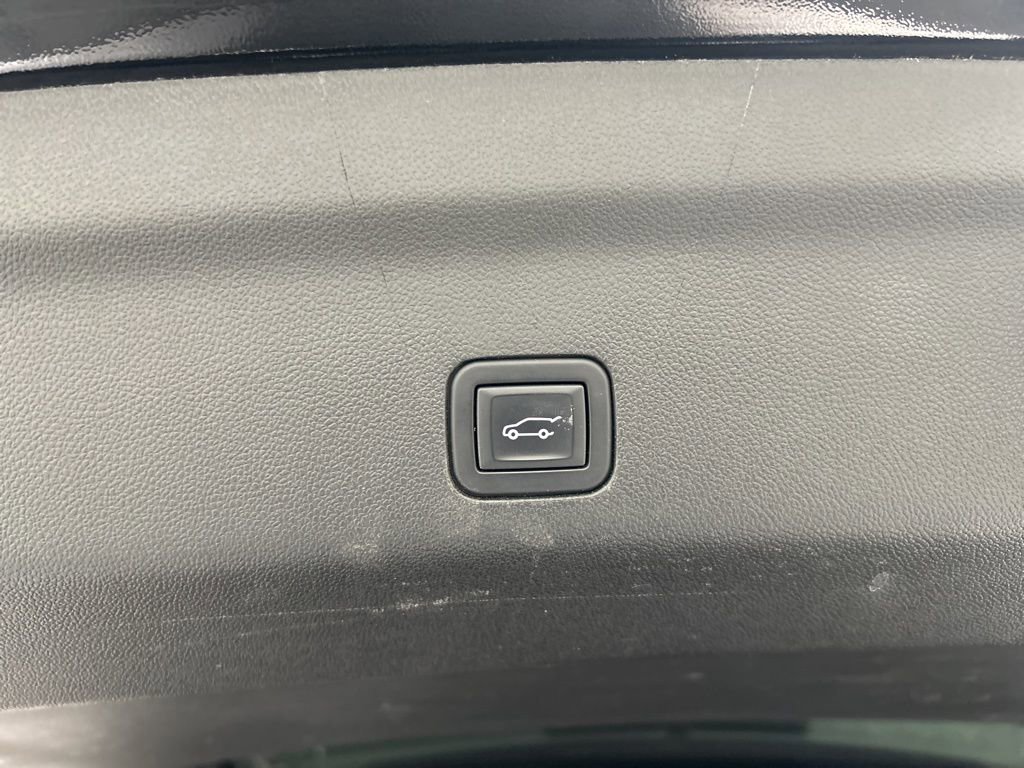 Used 2023 Chevrolet Tahoe Premier image 29