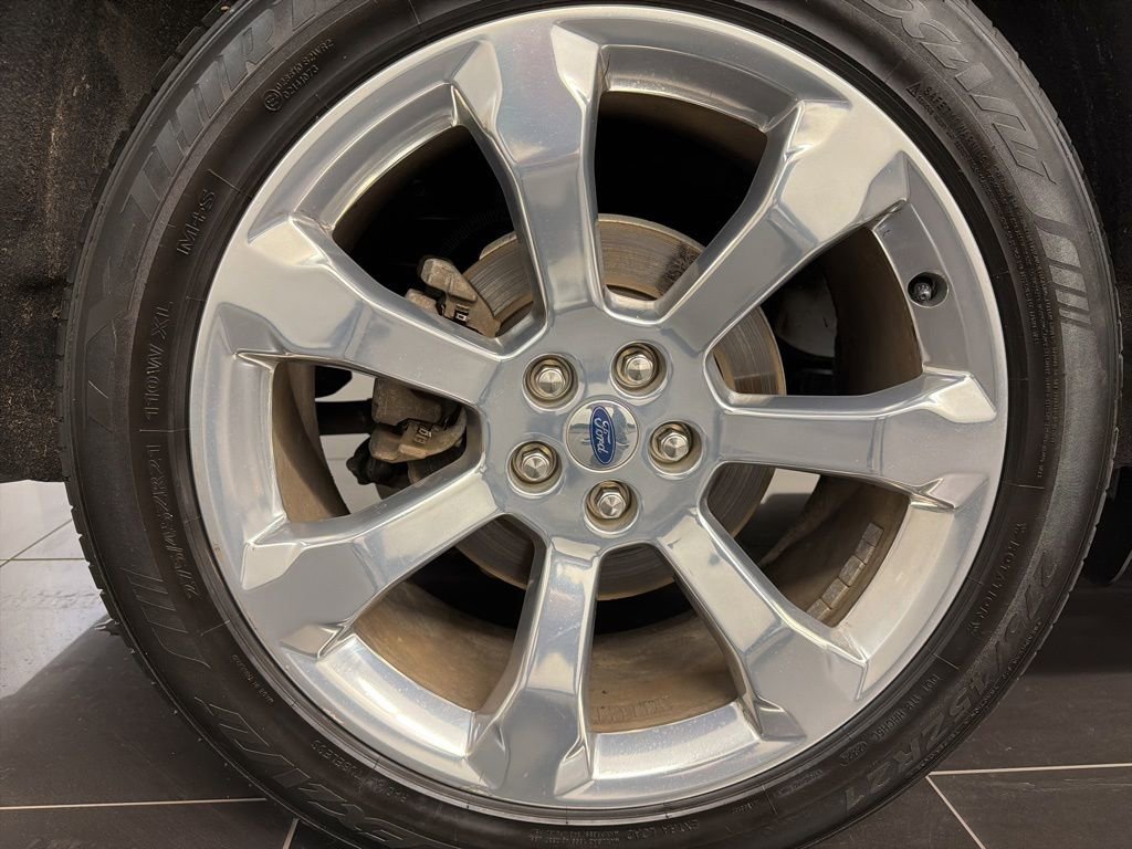 Certified 2020 Ford Explorer Platinum w/ Premium Technology Package AWD/4WD image 7