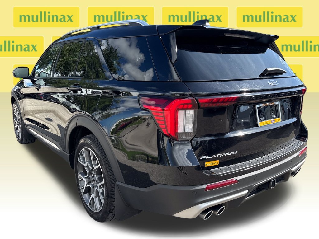 Certified 2025 Ford Explorer Platinum w/ Ultimate Package RWD image 10