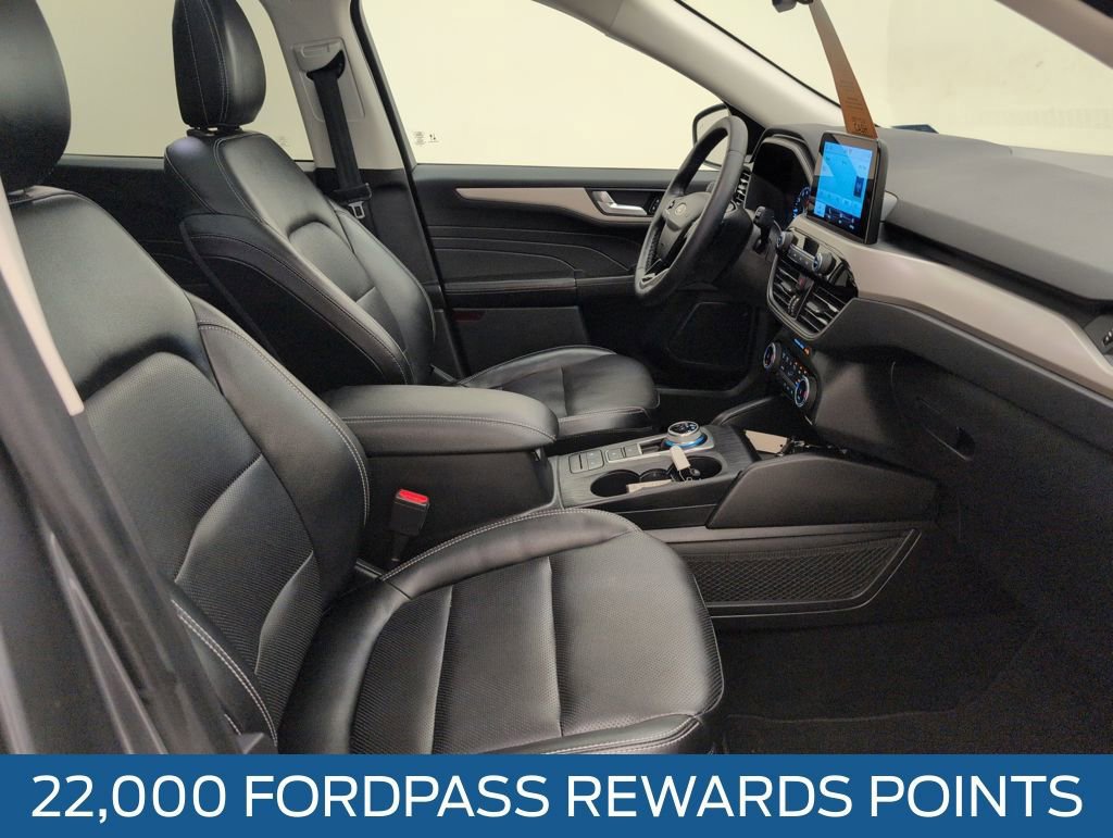 Certified 2022 Ford Escape SEL image 16