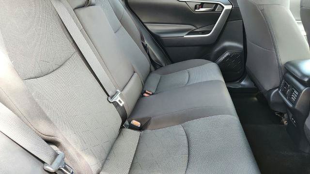 Used 2025 Toyota RAV4 XLE AWD/4WD image 33