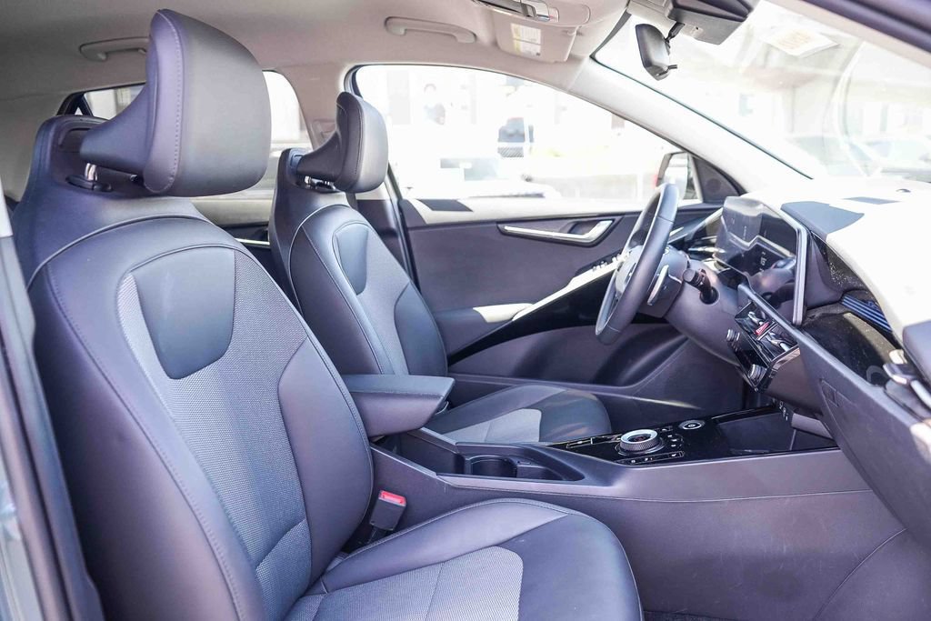 Used 2024 Kia Niro Wind FWD image 17