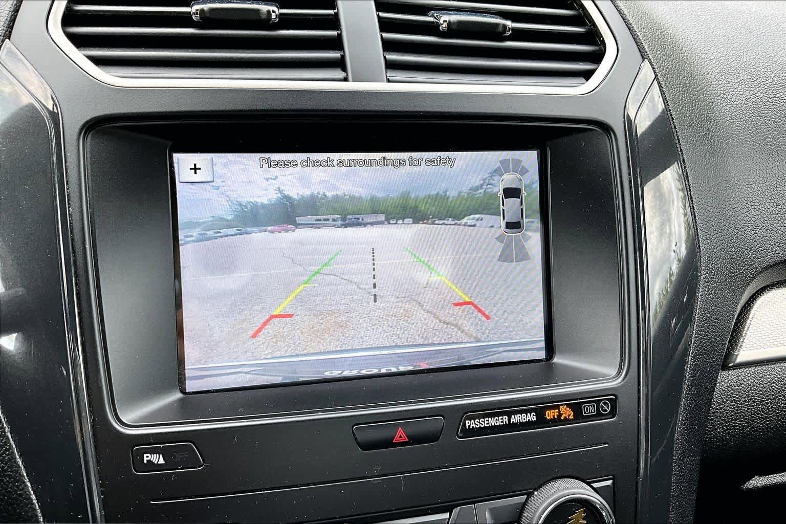 Certified 2018 Ford Explorer XLT w/ Equipment Group 201A AWD/4WD image 29