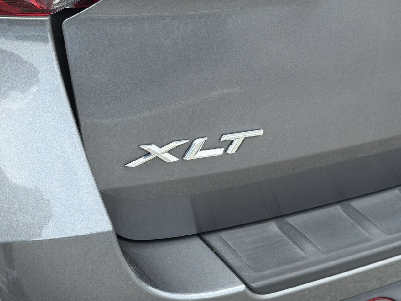 Certified 2023 Ford Explorer XLT RWD image 10
