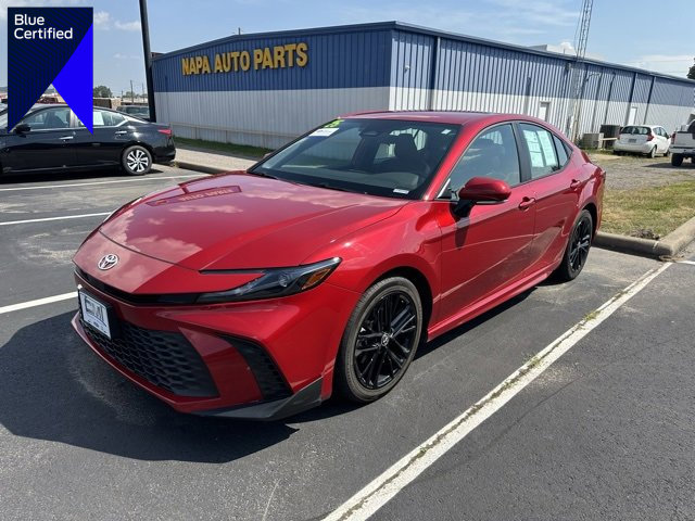 Used 2025 Toyota Camry SE