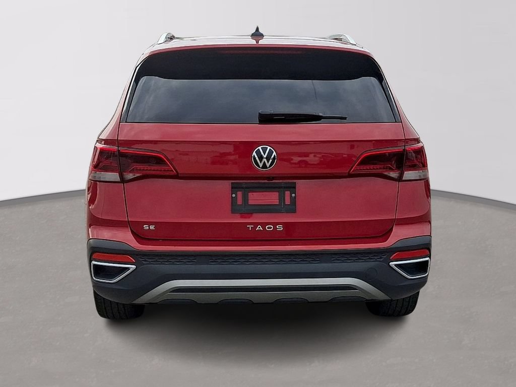 Used 2022 Volkswagen Taos SE FWD image 5