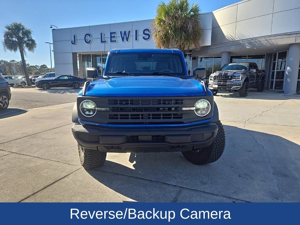 Certified 2023 Ford Bronco Base w/ Sasquatch Package video 3