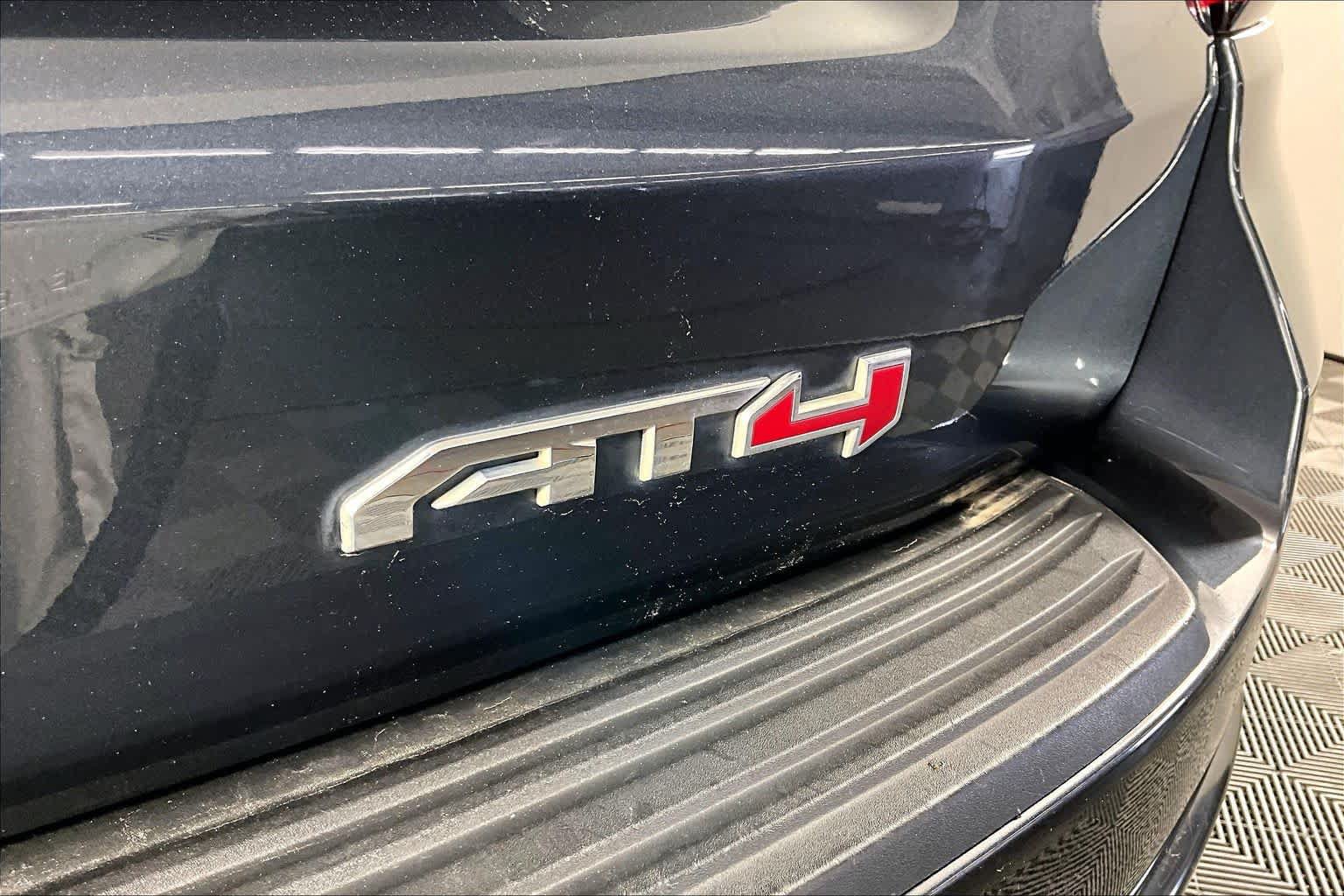 Used 2021 GMC Yukon AT4 w/ AT4 Premium Plus Package AWD/4WD image 18
