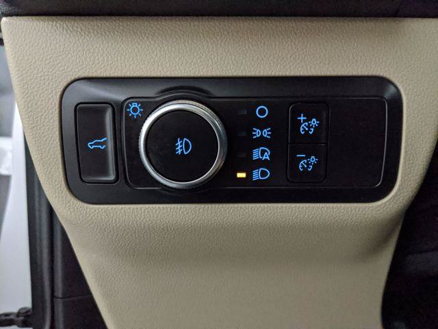 Certified 2022 Ford Escape SEL AWD/4WD image 13