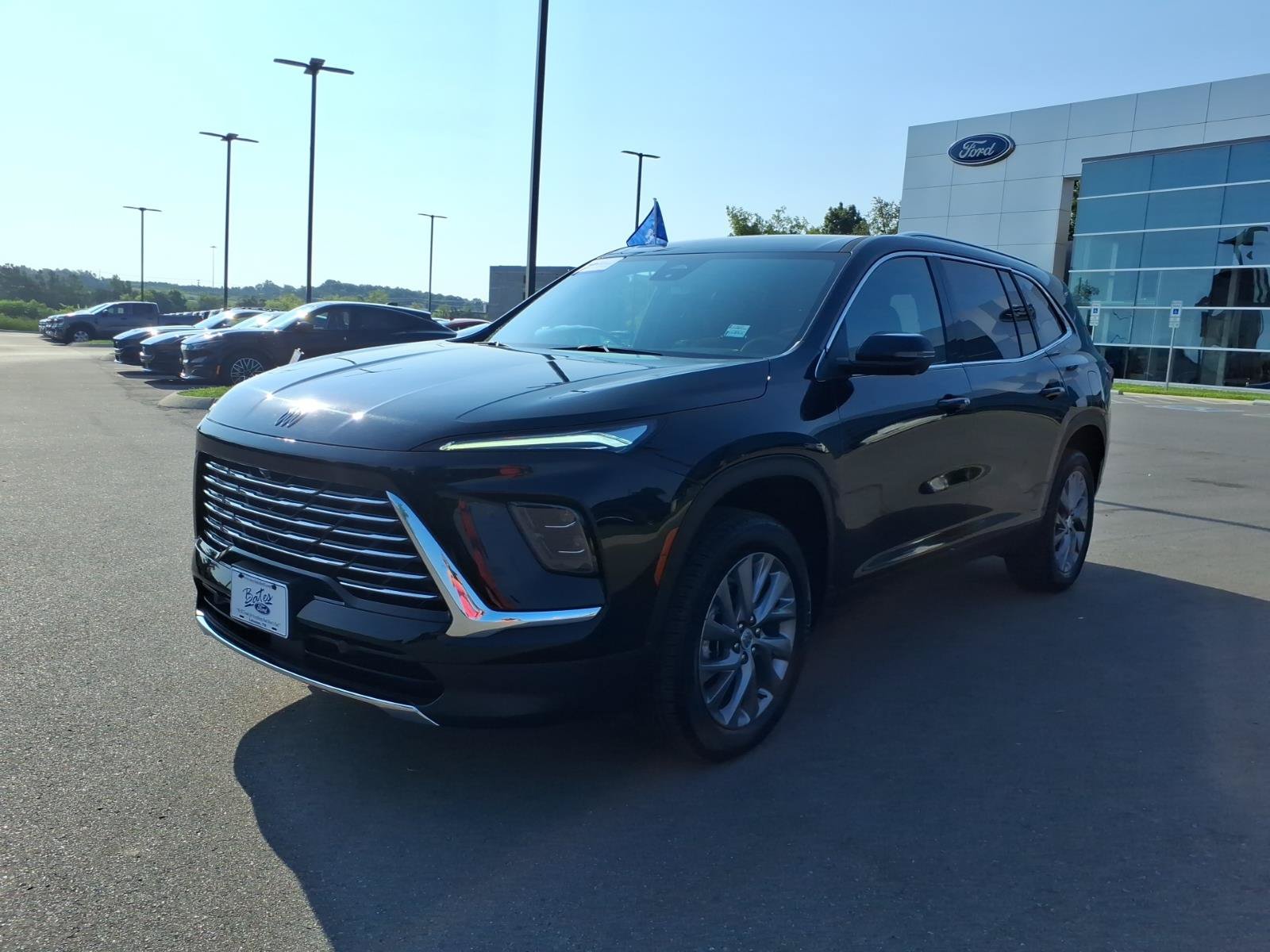 Used 2026 Buick Enclave Preferred FWD image 7