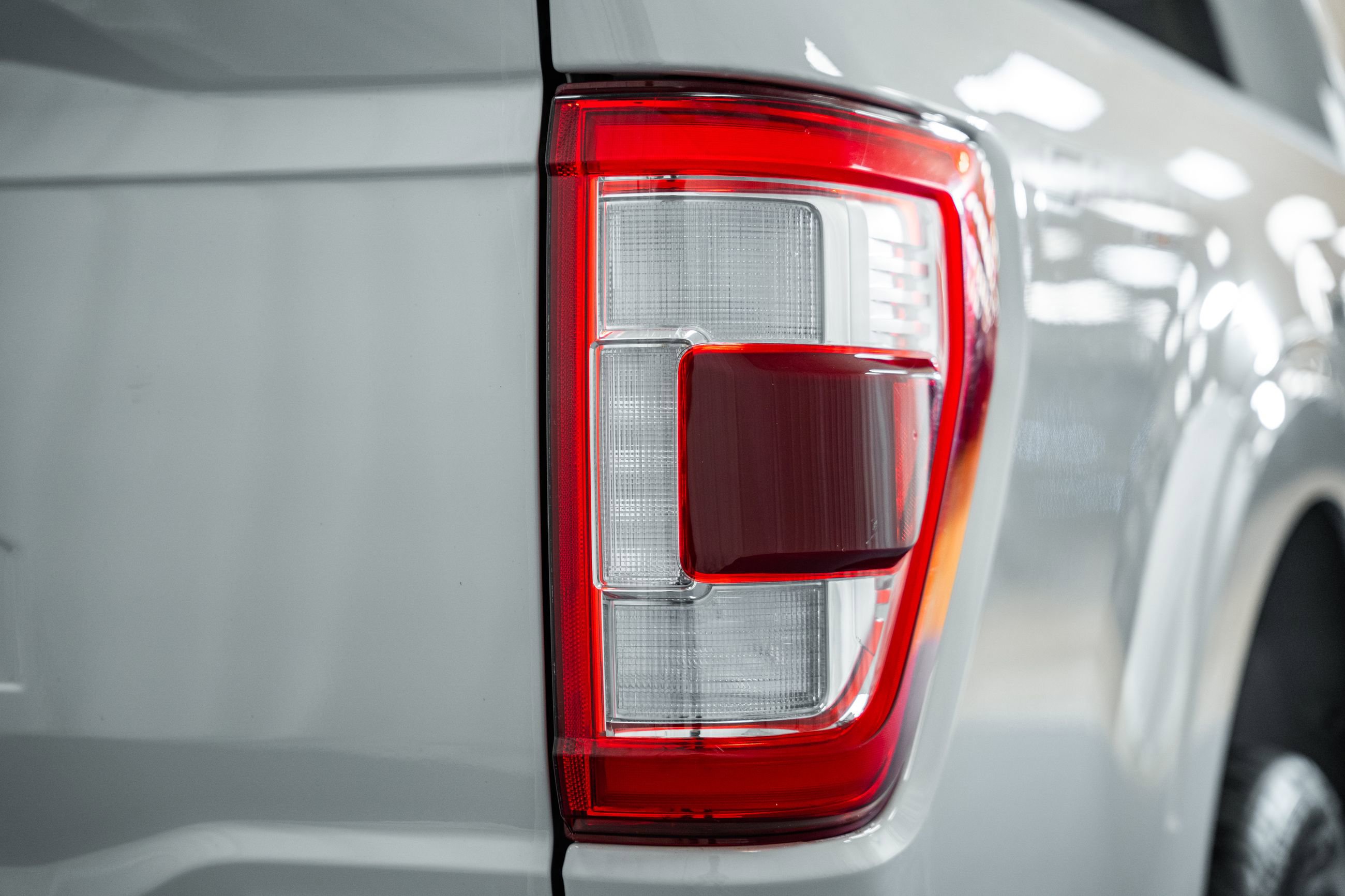 Certified 2023 Ford F150 Lariat w/ Equipment Group 502A High image 19