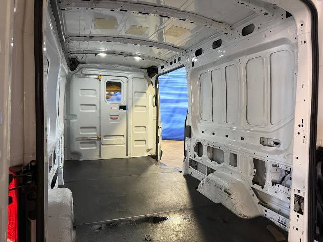 Certified 2024 Ford Transit 250 148 Medium Roof Extended AWD image 19