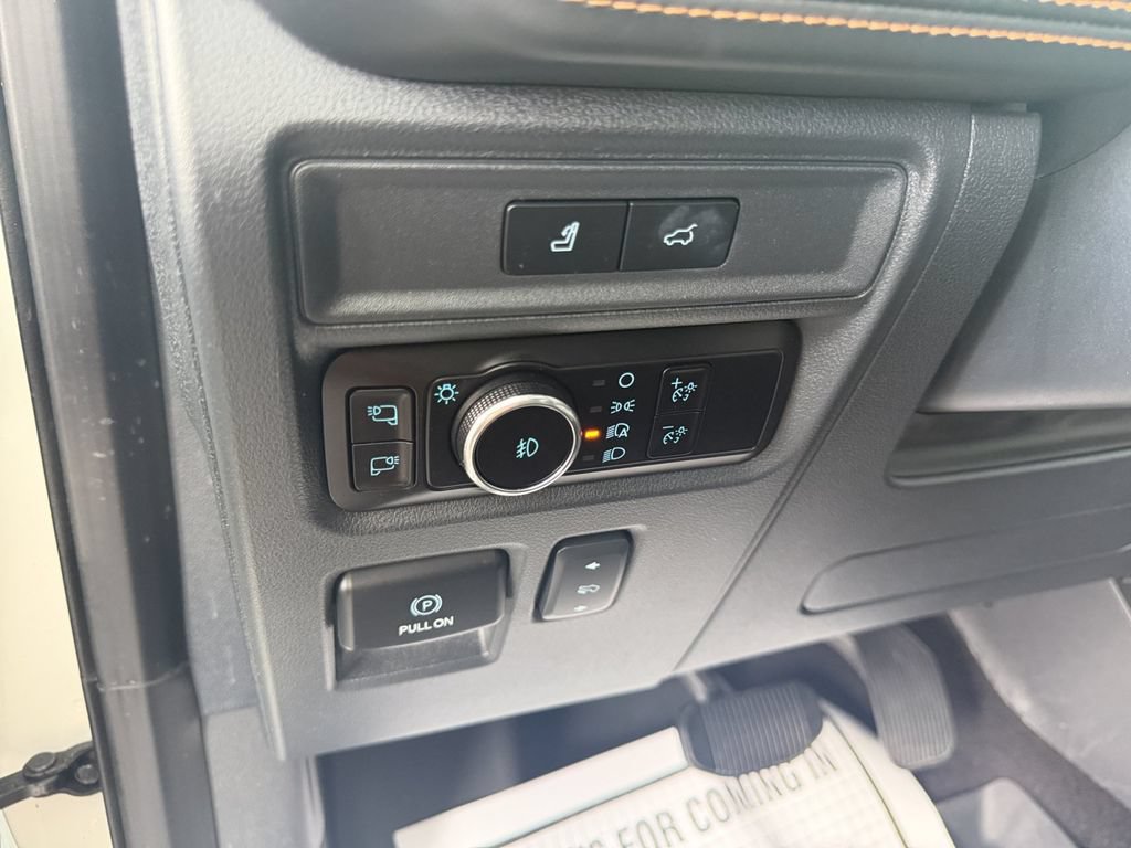 Certified 2023 Ford Expedition Platinum AWD/4WD image 35
