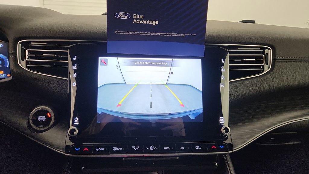 Used 2024 Jeep Wagoneer L Series II w/ Flexible Seating Group image 31