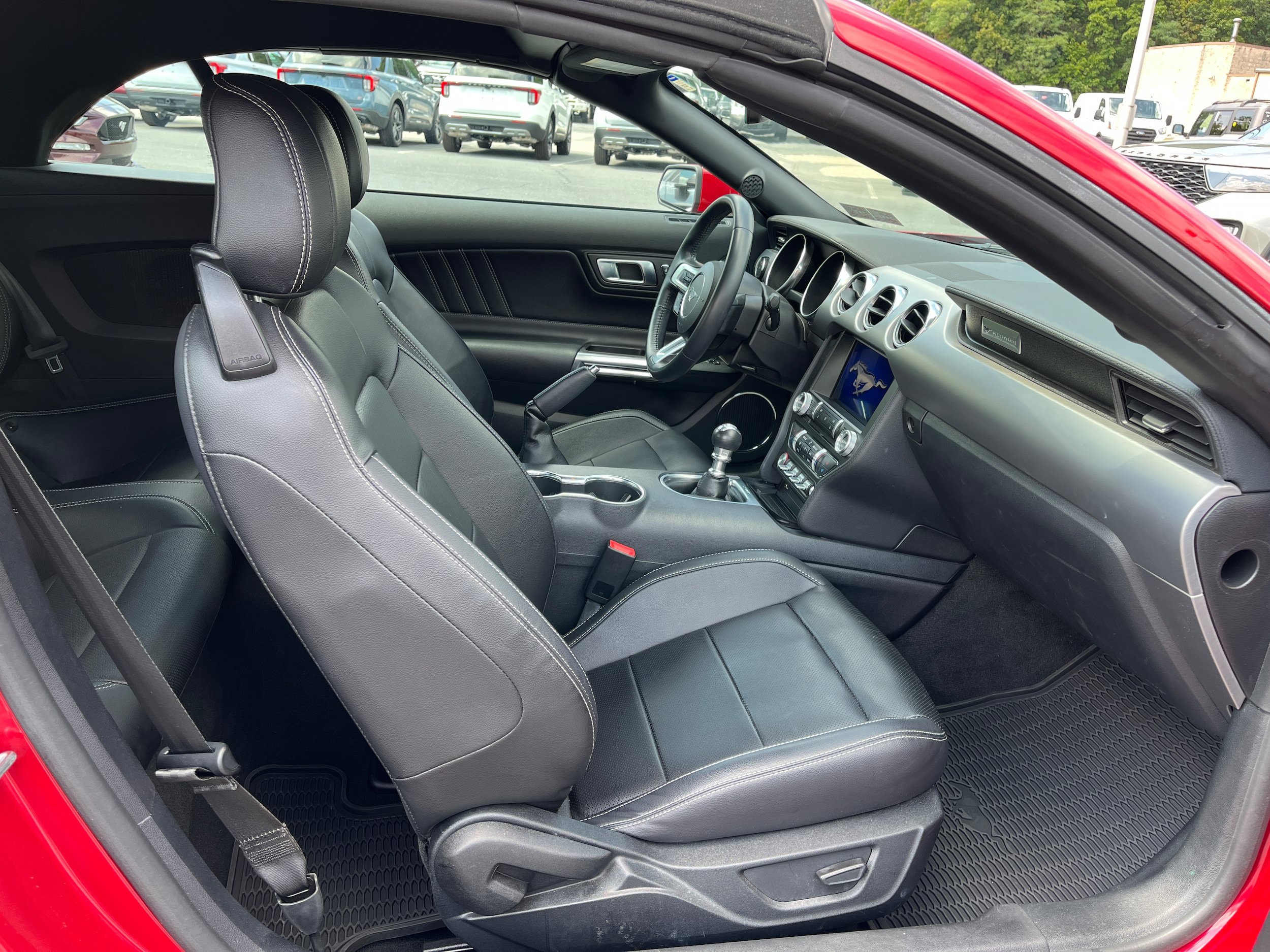 Certified 2022 Ford Mustang Premium RWD image 11
