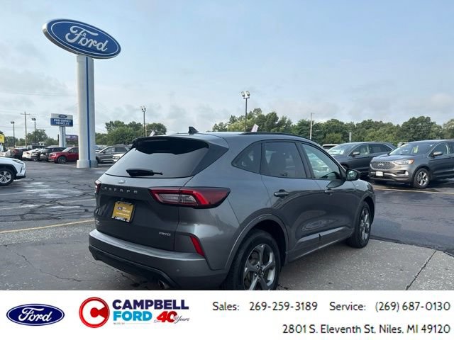 Certified 2023 Ford Escape ST-Line w/ Tech Pack #1 AWD/4WD image 3