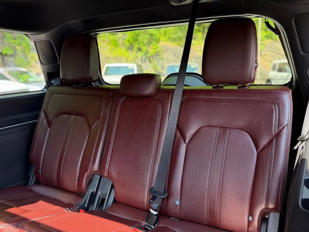 Certified 2024 Ford Expedition Limited AWD/4WD image 7