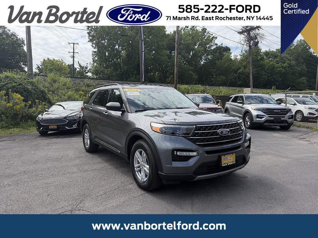 Certified 2023 Ford Explorer XLT w/ Equipment Group 202A