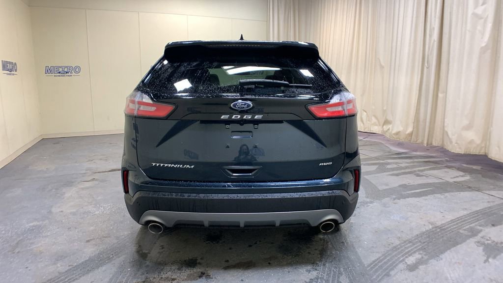 Certified 2023 Ford Edge Titanium w/ Equipment Group 301A image 5