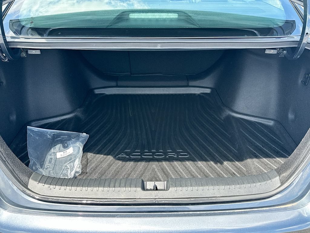 Used 2025 Honda Accord SE image 16