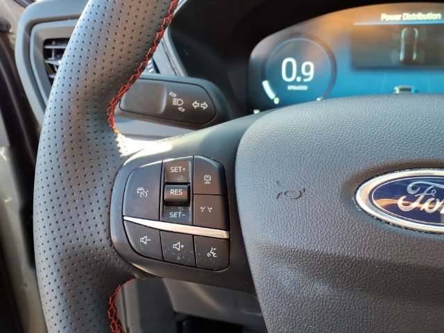 Certified 2024 Ford Escape ST-Line Elite AWD/4WD image 21
