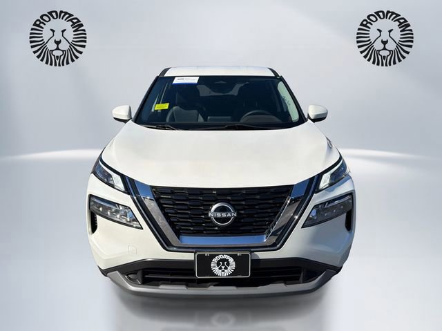 Used 2023 Nissan Rogue SV image 8
