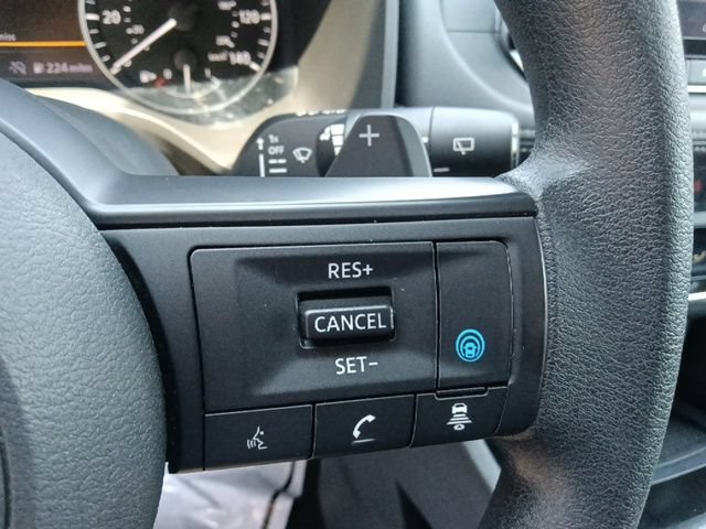 Used 2024 Nissan Rogue SV FWD image 19