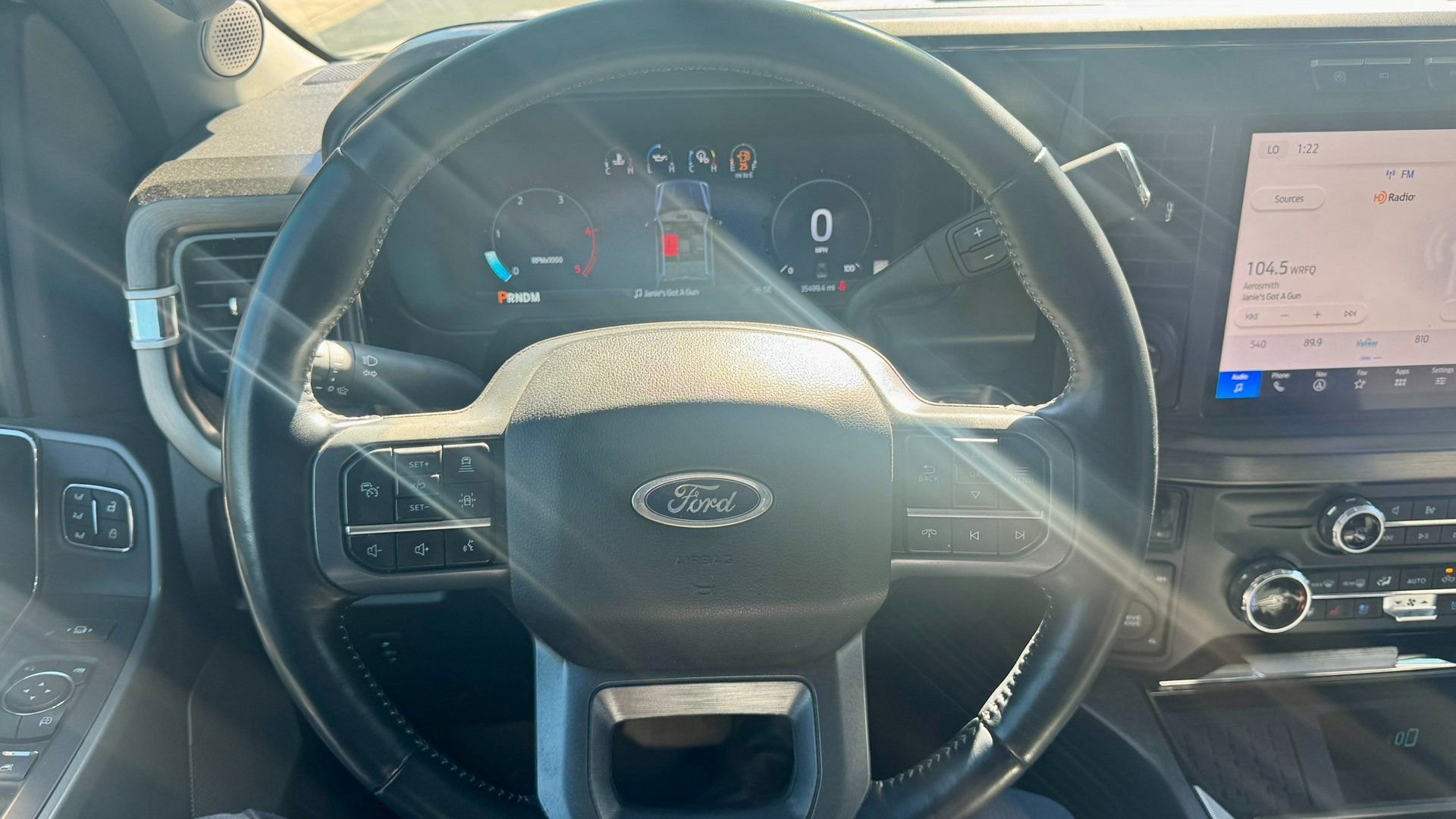 Certified 2024 Ford F250 Lariat w/ Lariat Ultimate Package image 19