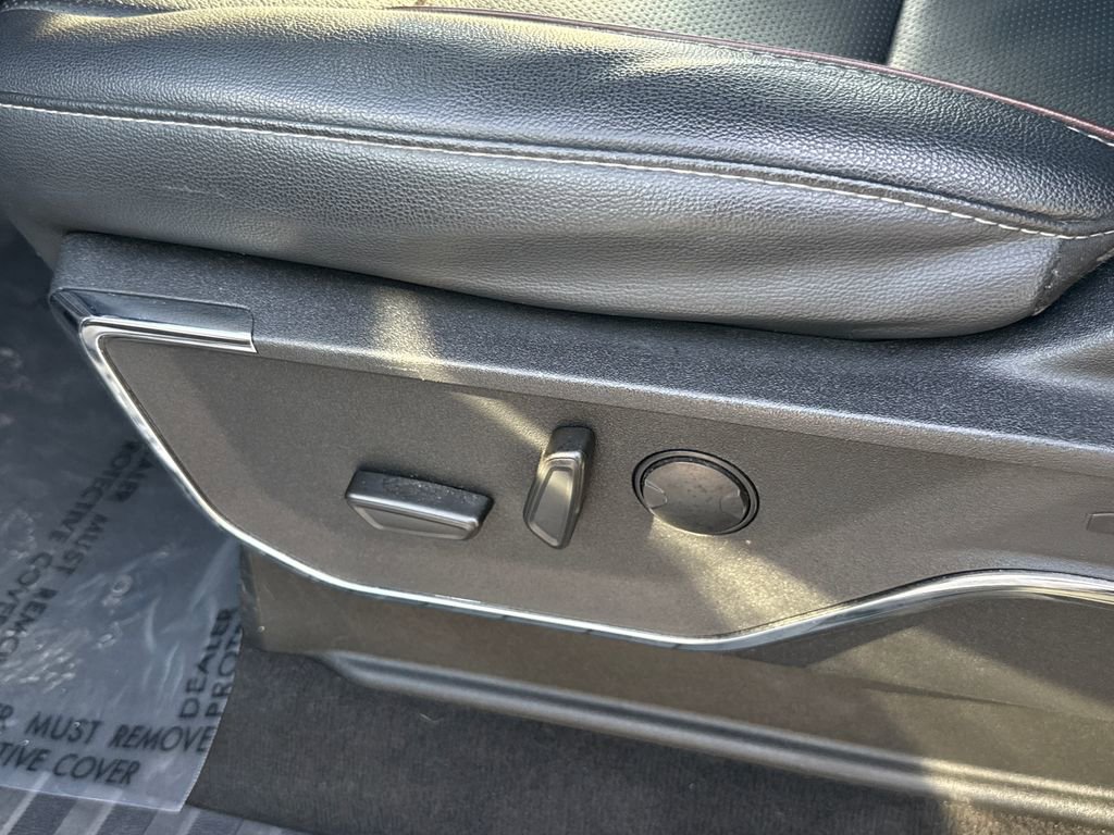 Certified 2024 Ford F350 Lariat image 28