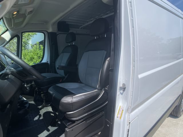 Used 2025 RAM ProMaster 2500 w/ Convenience Group FWD image 14