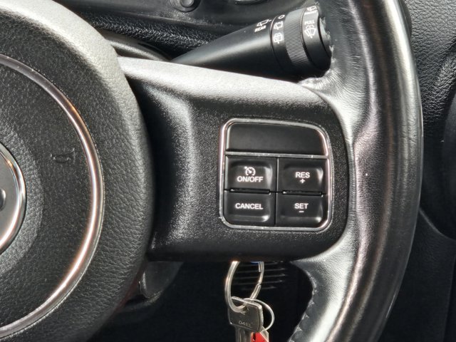 Used 2017 Jeep Wrangler Unlimited Sahara AWD/4WD image 15