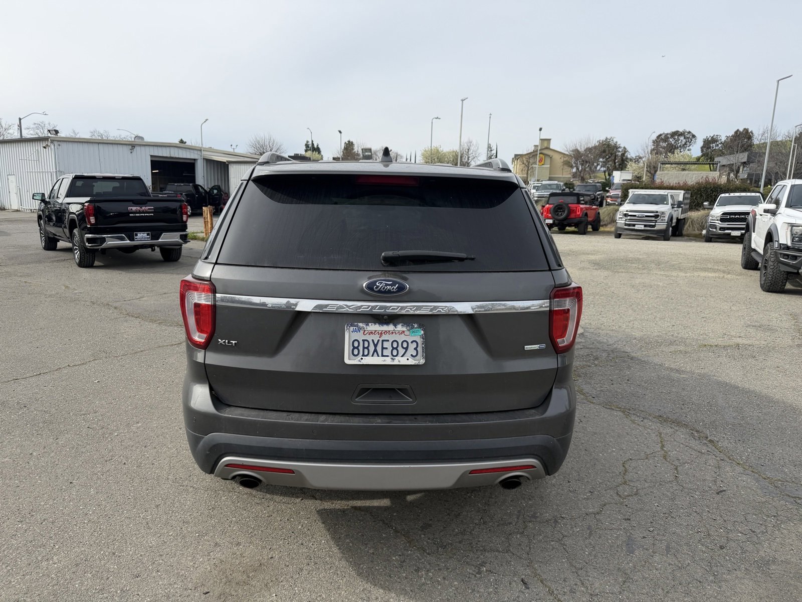 Certified 2017 Ford Explorer XLT w/ Equipment Group 202A image 4