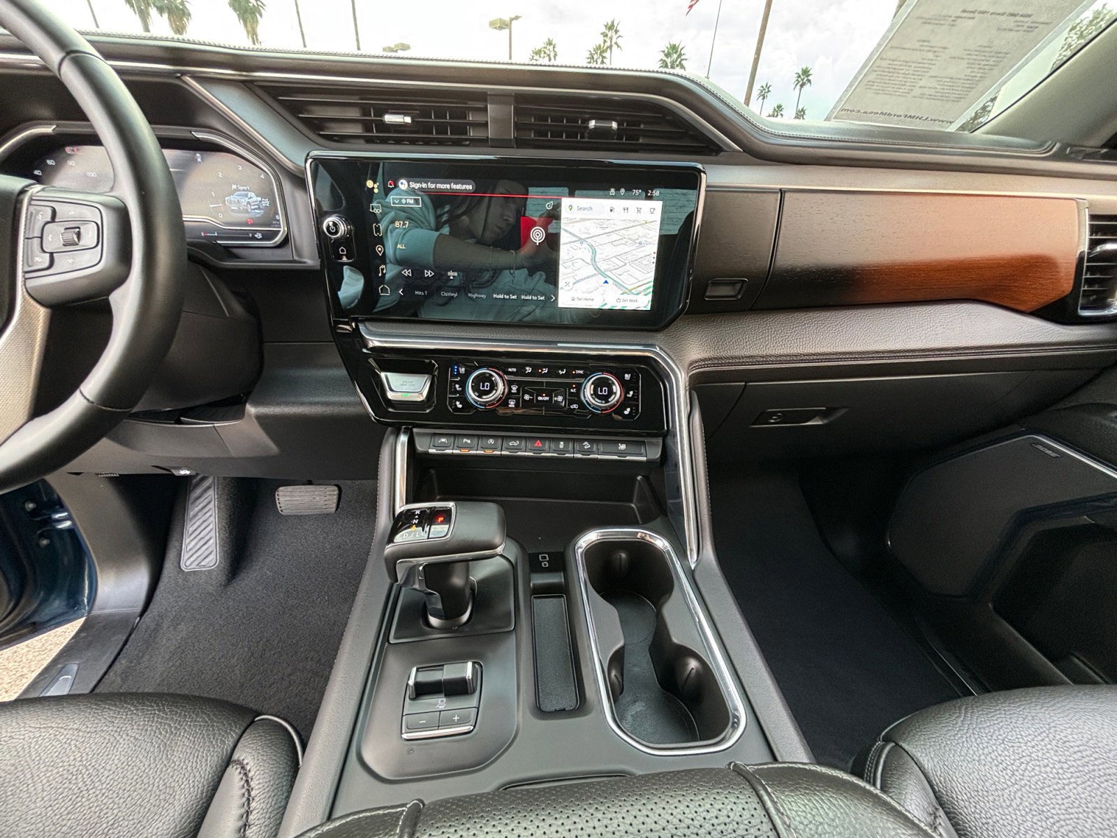 Used 2024 GMC Sierra 1500 Denali w/ Denali Reserve Package image 20