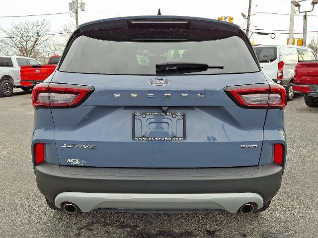 Certified 2024 Ford Escape Active image 3