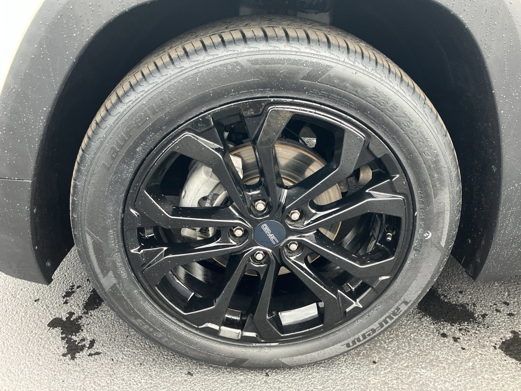 Used 2020 GMC Terrain SLT w/ Preferred Package image 11