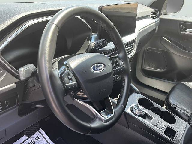 Certified 2024 Ford Escape Platinum AWD/4WD image 13