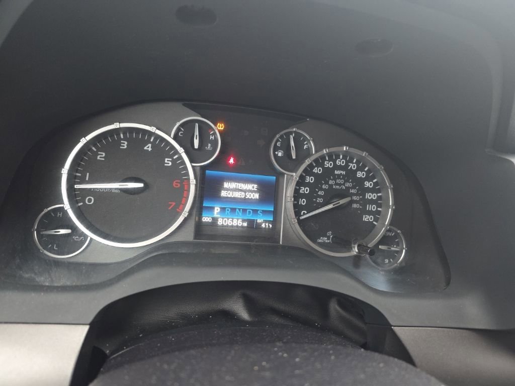 Used 2017 Toyota Tundra SR5 image 8