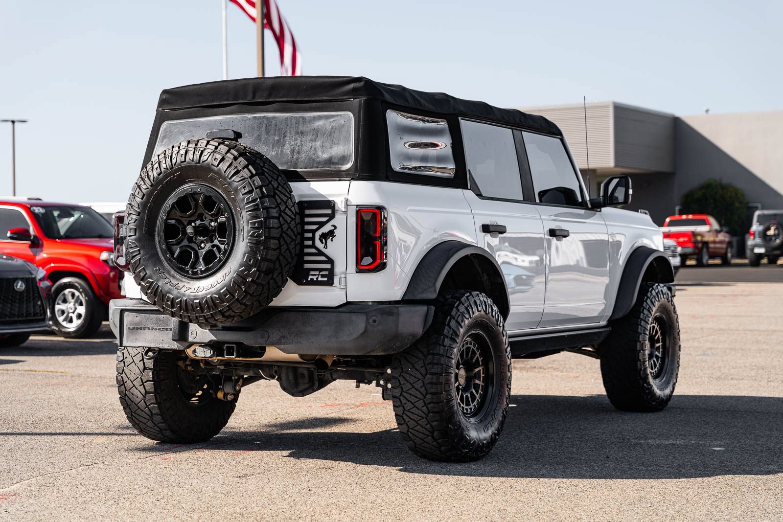 Certified 2022 Ford Bronco Wildtrak AWD/4WD image 7