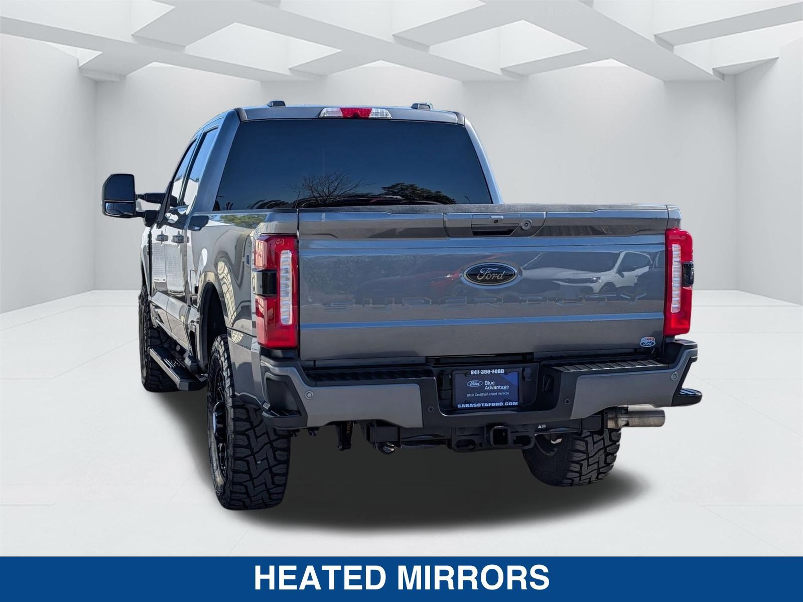 Certified 2025 Ford F250 Lariat w/ Black Appearance Package image 6