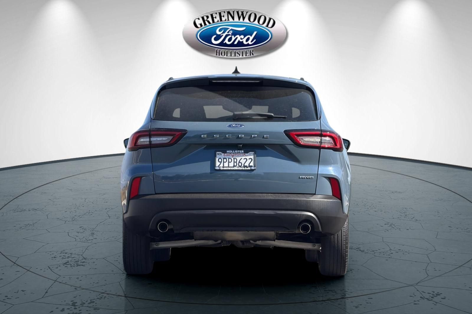 Certified 2025 Ford Escape ST-Line Select AWD/4WD image 5