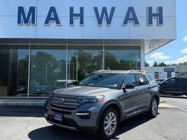 Certified 2023 Ford Explorer Limited w/ Equipment Group 301A AWD/4WD image 2