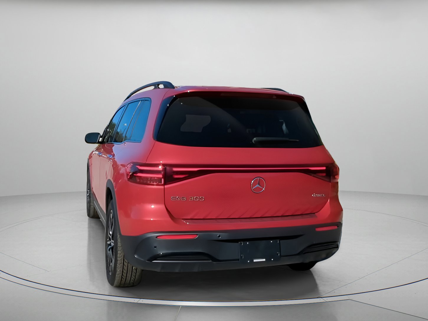 Used 2024 Mercedes-Benz EQB 300 4MATIC image 15