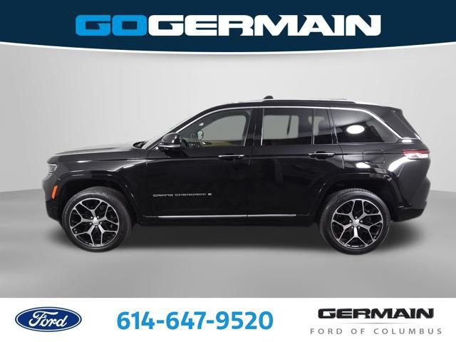 Used 2022 Jeep Grand Cherokee Summit AWD/4WD image 13