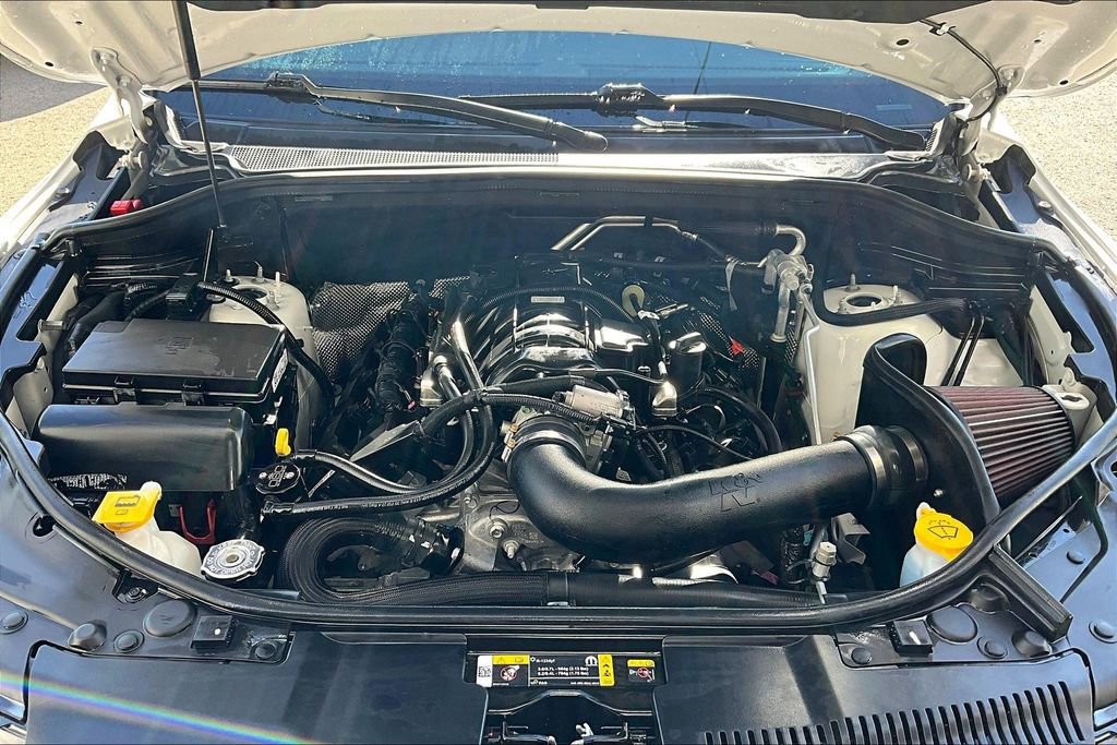 Used 2024 Dodge Durango R/T w/ Blacktop Package AWD/4WD image 12