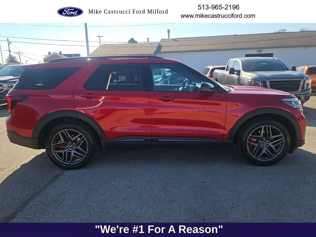 Certified 2025 Ford Explorer ST AWD/4WD image 6
