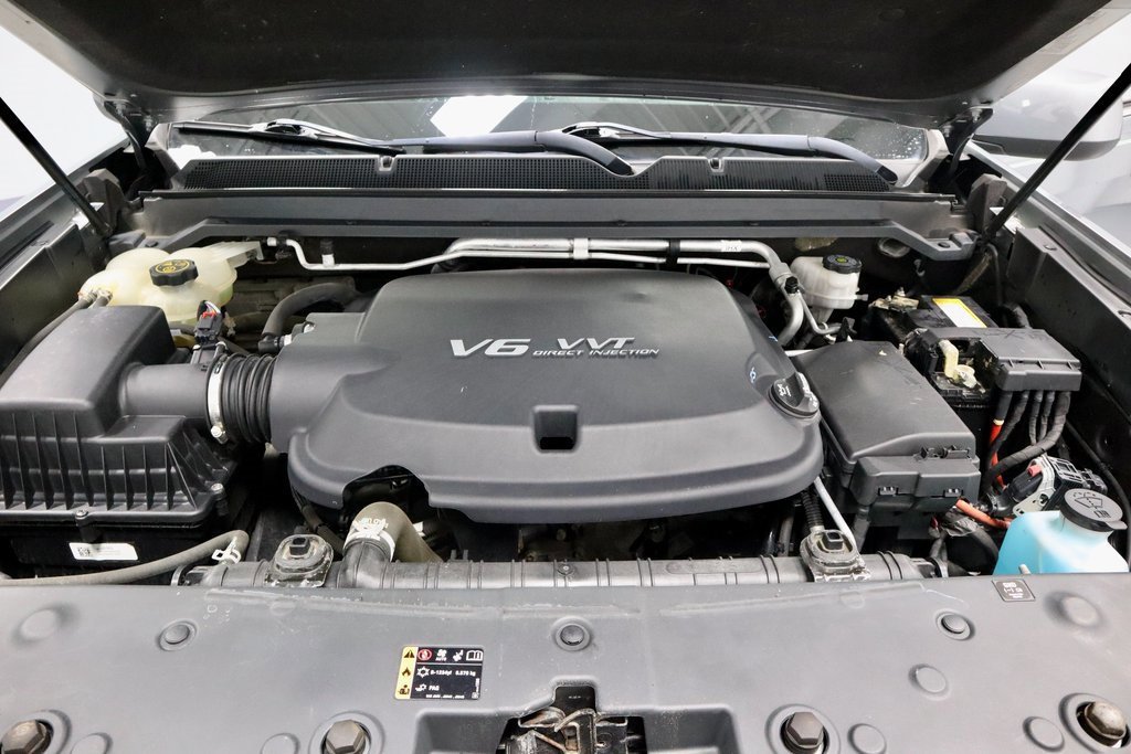 Used 2018 GMC Canyon SLE w/ SLE Convenience Package image 15