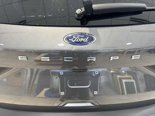 Certified 2022 Ford Escape SE w/ SE Sport Appearance Package image 29