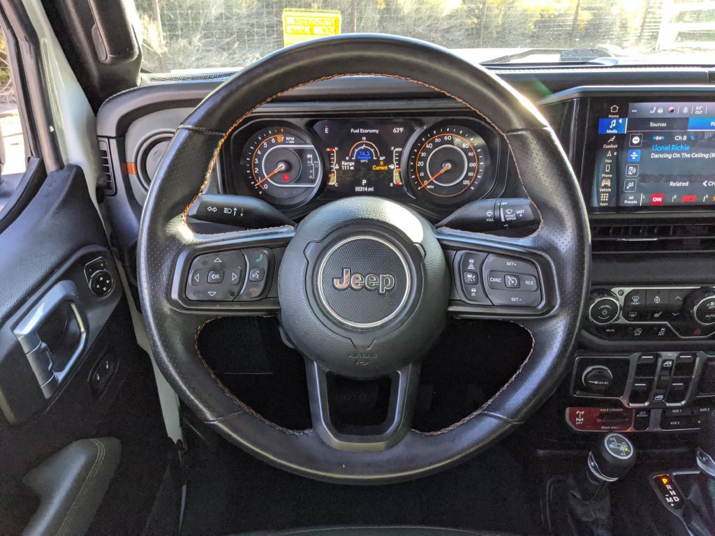 Used 2024 Jeep Gladiator Mojave AWD/4WD image 10