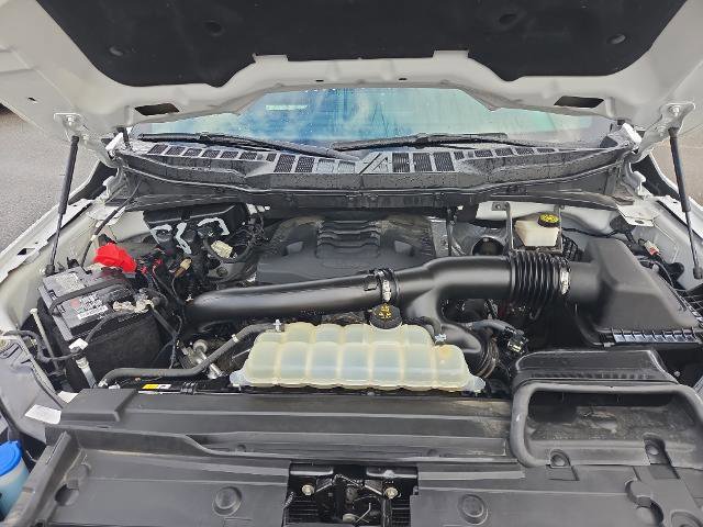 Certified 2022 Ford F150 XLT w/ Equipment Group 302A High image 20